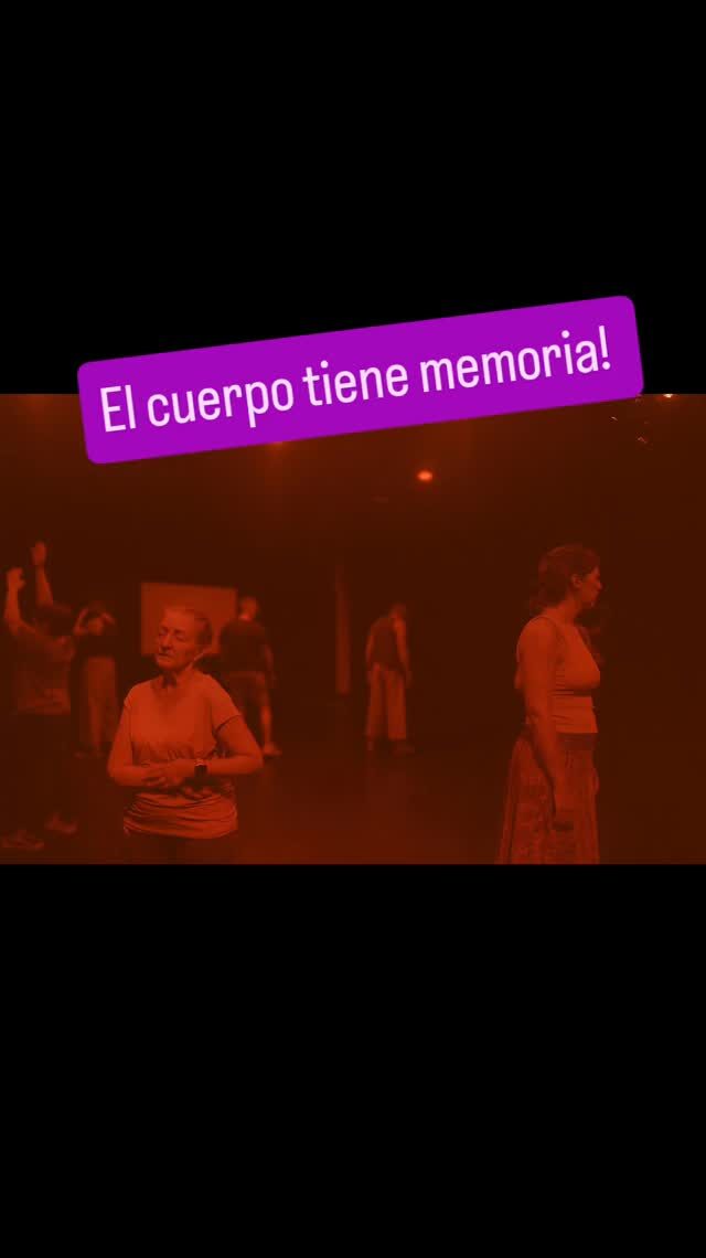 Instagram post from somoslacomuna. This post is in position 13.